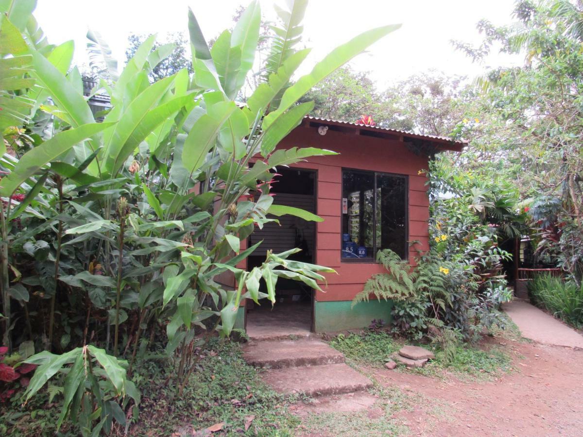 Finca Verde Lodge Bijagua Exterior photo